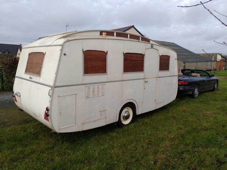 Caravane Notin Goëlette 1964 – RCCF | Rétro Camping Club de France